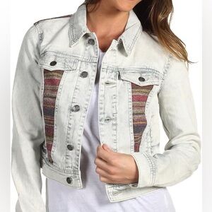 Free People Womens Baja Jean Jacket Trash White Wash Denim Sz 6 Distressed